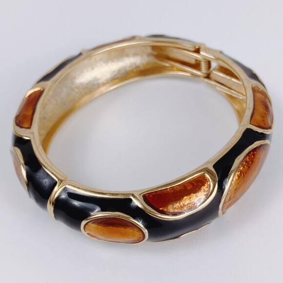 VTG 1980s Hinged Bangle Black Enamel Amber Cabochon Statement Gold Tone Bracelet - Picture 11 of 11